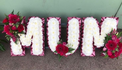 Mum in burgundy, pink and white